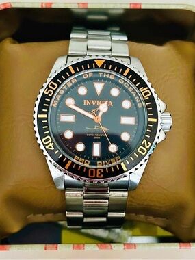 Invicta Men's Pro Diver Watch in Black and Orange